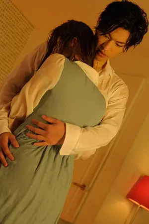 비 오는 날, 젖은 옷 속에 숨겨진 그녀의 속살을 참을 수 없어 - 쿠라하시 타이가