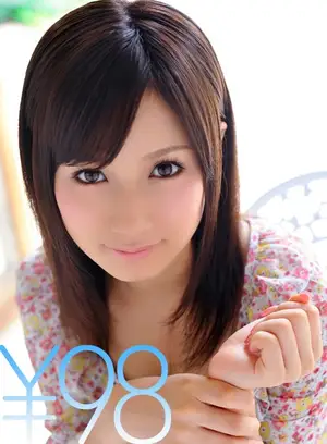 Kojima Minami's intense eye-contact while being serviced